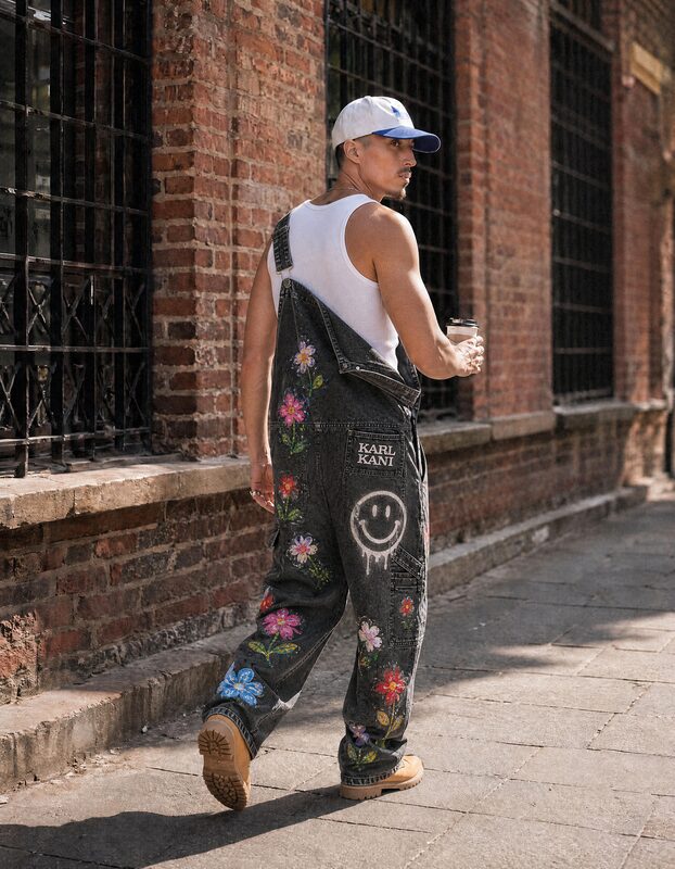 Floral Overalls Walk VIBEFLIRTING style example