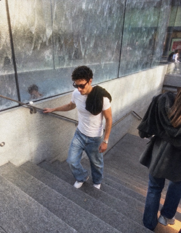 Museum Stair Candid VIBEFLIRTING style example